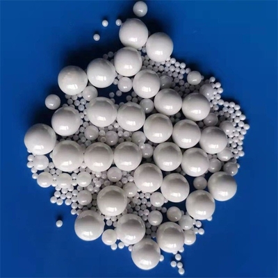 95イットリウムによって安定させるジルコニアは高い硬度材料のための粉砕媒体に玉を付ける