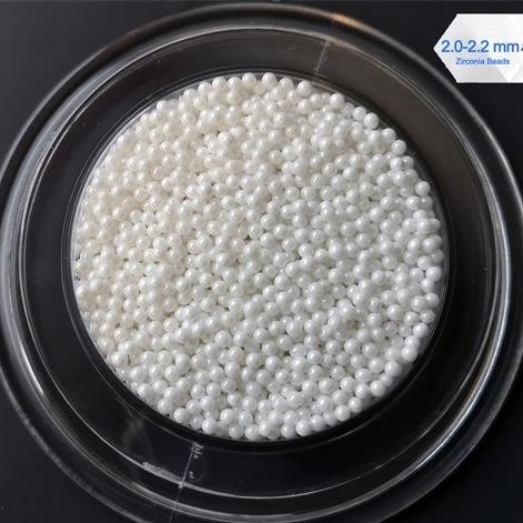 2.0 - 2.2mm/2.2 - 2.4mmのジルコニウム酸化物の球、球のジルコニアの焼結のビード