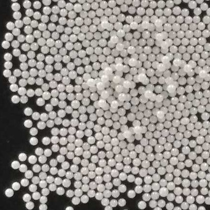 0.1 - 50mmのジルコニア非金属鉱物のための粉砕媒体の3.7g/cm3見掛け密度